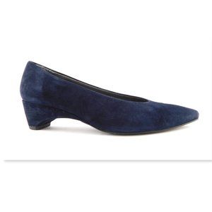 STUART WEITZMAN Navy Blue Suede Leather Pointed Toe Chunk Heel Pumps 6
